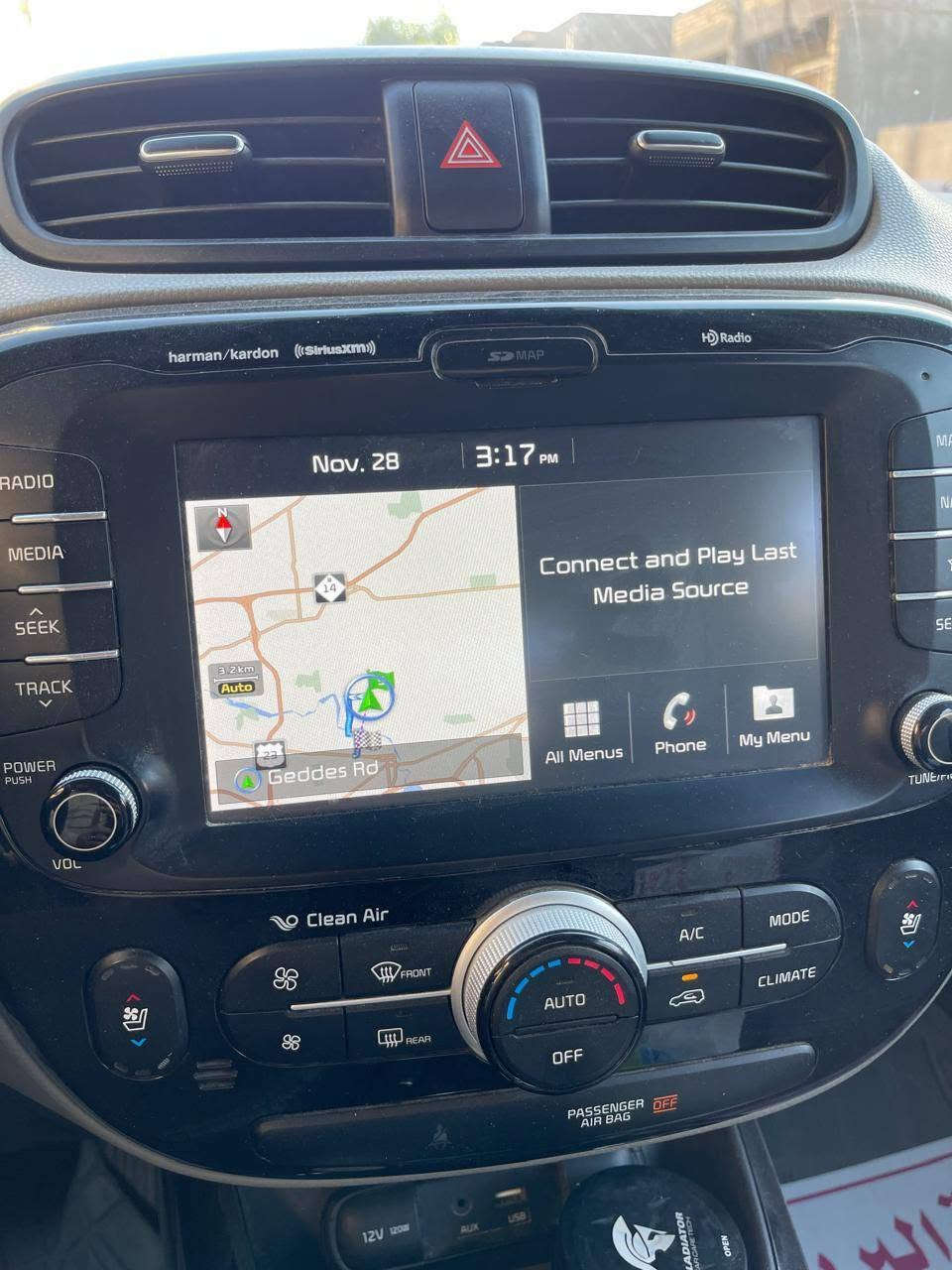 كيا سول 2019
‏🚘 KIA  SOUL 2019 🚘

السيارة رصاصي وقمارة بانوراما
الموقع : الحلة

📃 اليكم التفاصيل الآتية:

🚘 أمريكي 
🚘 ماشية  53642 ml
🚘 موديل 2019 
⚙ حجم المحرك 2.0L  GDI
⚙ مرتبط بناقل حركة أوتو 5 نمر 
🔑 مفتاح التشغيل بصمة 
💡لايت زينون + LED 
🔦 كشافات 
🔦 بك لايت LED 
🚘 دخول بصمة ذكي 
🛞 ويل كب 17
🛞 4 دسك
🛞 حساسات ضغط الاطارات 
✨ اشارة في المرايا الجانبية 
✨ المرايا قابلة للطي كهرباء 
🌧 ماسحة خلفية 
🎈عدد AIR BAG 10
‏🚗ABS  
‎🚘 رادار
‎🚘 تحديد المسار 
🖥 شاشة Apple Car play 
📷 كاميرا 
⭕ تدفئة مقود
🚘 مقاعد جلد 
تدفئة + تبريد المقاعد
🛣 مثبت السرعة Cruise 
🎶 المودات والاوامر الصوتية 
🎶 ا Bluetooth / USB  
⚡مخرج منفذ الطاقة 
🔍فحص نظام السيارة 
💺تتسع المقصورة ل 5 ركاب 
💺حركة المقاعد الأمامية كهرباء 
💺تجاوي 5 متحركة   
🚘 أوضاع القيادة Drive Mode 
🚘 ا ECO / NORMAL / SPORT 
⛷ نظام مانع الانزلاق 
⛰ نظام نزول المنحدرات 
‎🚘ا ISOFIX  مثبت مقعد الطفل. 
📝 ملاحظة:
١. الضرر في امريكا الدعامية وجزء من البنيد بدون اير باك او تبديل قطع. 
٢. ⁠الضرر داخل العراق تعديل بارد فقط الابواب عكس جهة السائق.  
12,500$ 
☎ ***********
