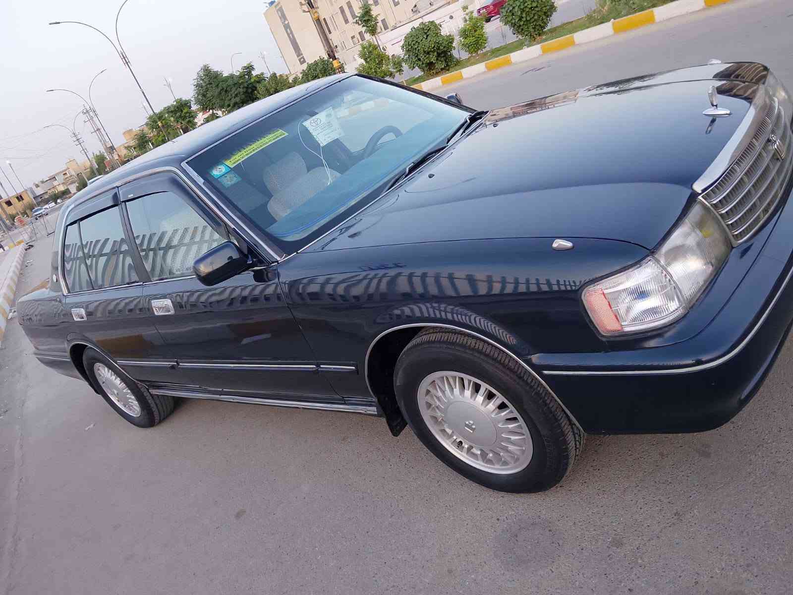 تويوتا كراون • تحويل مباشر • مكينه 2500