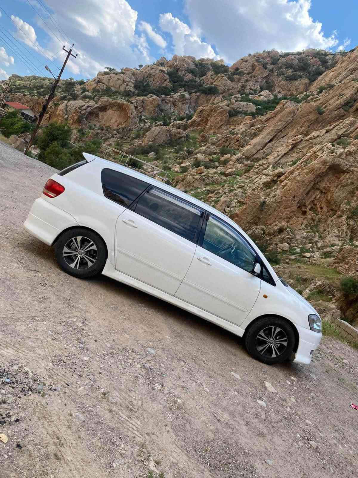 مديل ٢٠٠٢ • عادي • الزبير