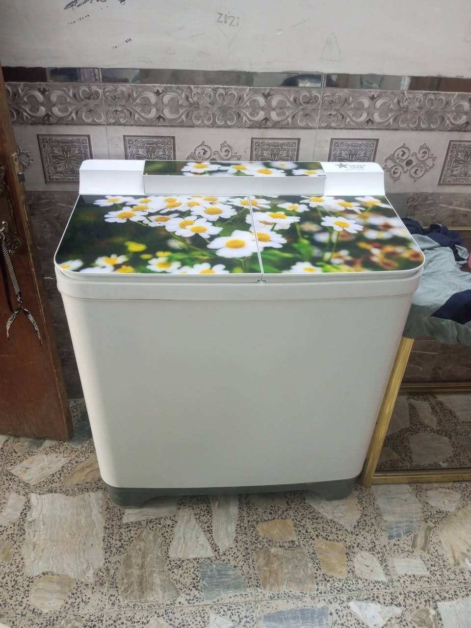 اغراض بيت نظيفات كلش العنوان بغداد حي الجهاد ***********

