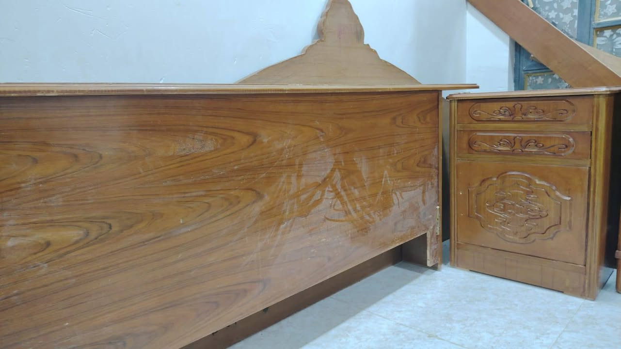 غرفة صاج درجة اولى ثقيل للبيع العنوان بصرة شط العرب
للاتصال ***********
