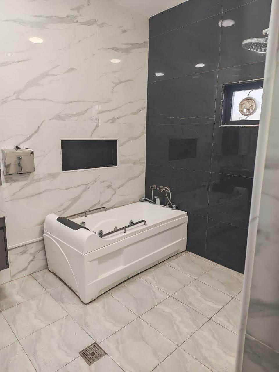 متوفر حجوزات المزرعه موثقه بتطيق اجرالي
المزرعه Vip
الموقع الدوره بعيثه 
الحجز واتساب ***********
