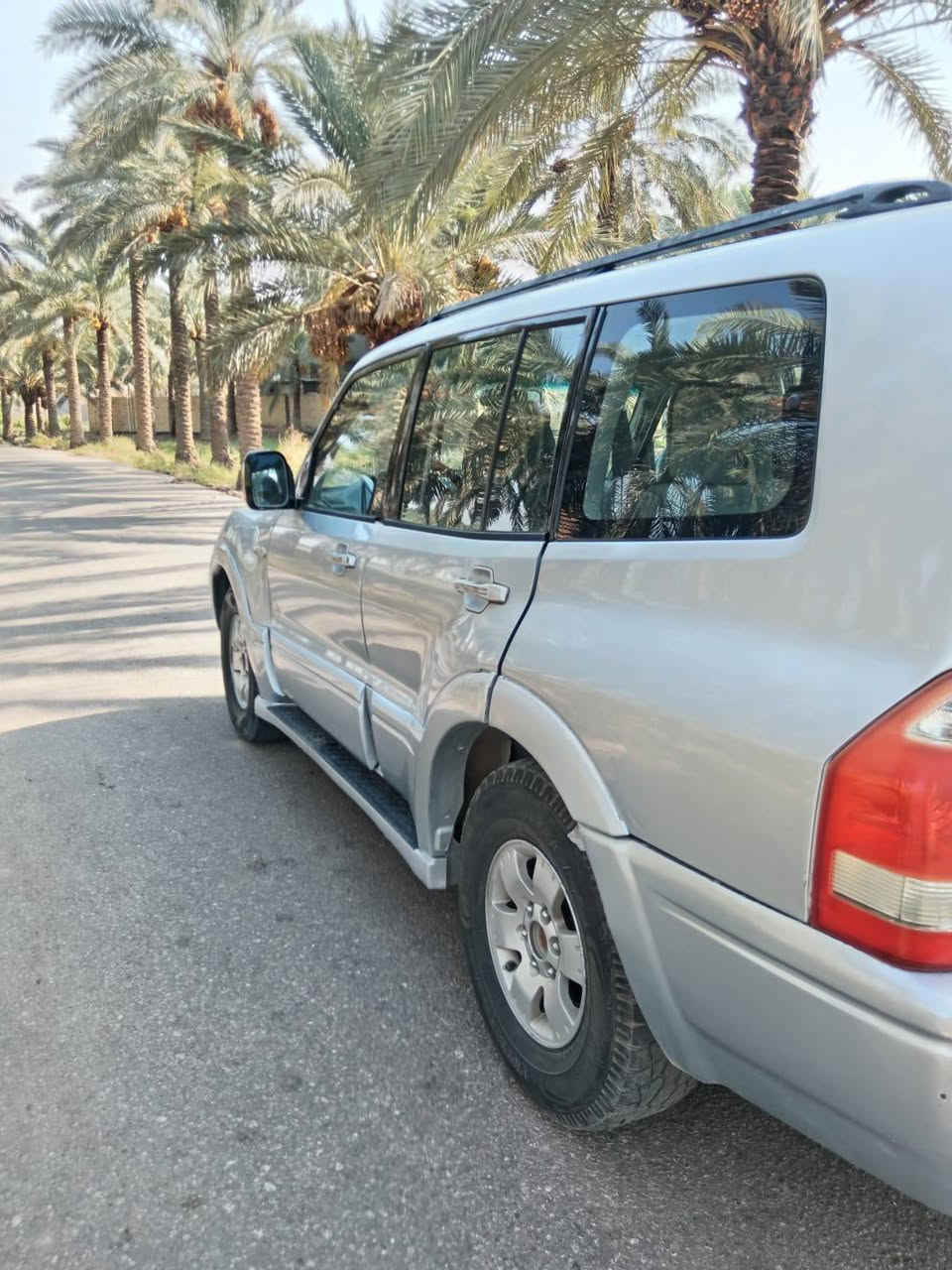 باجيرو موديل 2006 رقم بابل دولي سنويه لل 2030
 تحويل مباشر بيها مكانات صبغ قليله فقط بدون ضربه.  
بدون داخل سياره جاهزه من كلشي مكينه 6 سلندر 7 راكب. 
مكينه وكير وجديدات وتخم تاير وكهربائيات كله كفاله.  
(السعر 58$وبيها مجال للشراي) مكان السياره بابل القاسم. 
,,,
(( *********** ))
