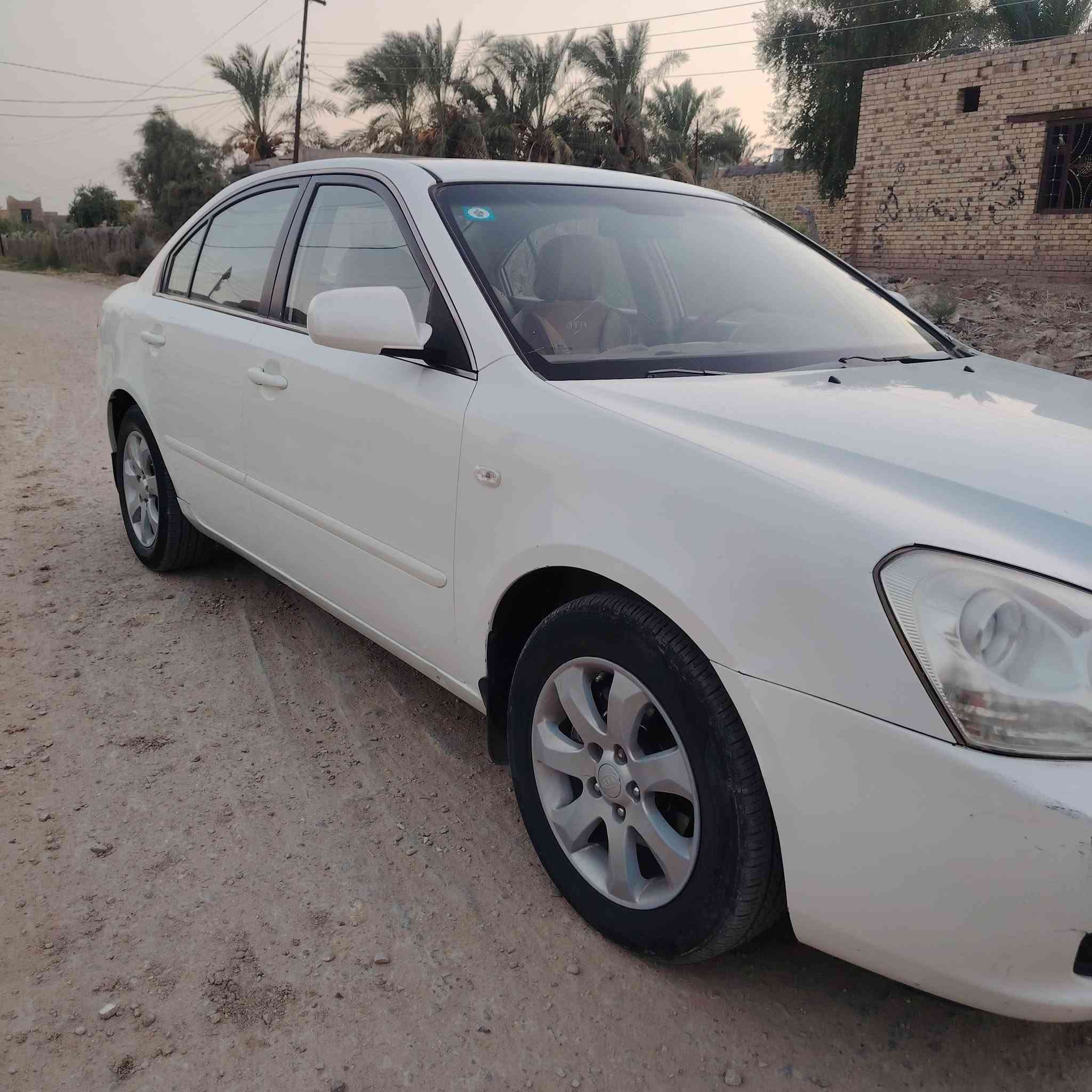 _اوبتيما موديل "2008 وارد خليجي 
_"6 سلندر مكينه "2700 سنويه بأسمي 
_قبل شهرين داخله هزه سنويه الى2030
_سياره مكفوله ماعدى طخه بسيطه علبارد 
_كلشي شغال تبريد كهربائيات 
--------------------------------------------------------------
العنوان/ ذي قار الرفاعي
السعر / 105 وبيه مجال
رقم الهاتف/ ***********
