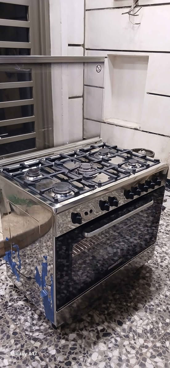 طباخ ايطالي • وضع الشركة • حي الجهاد