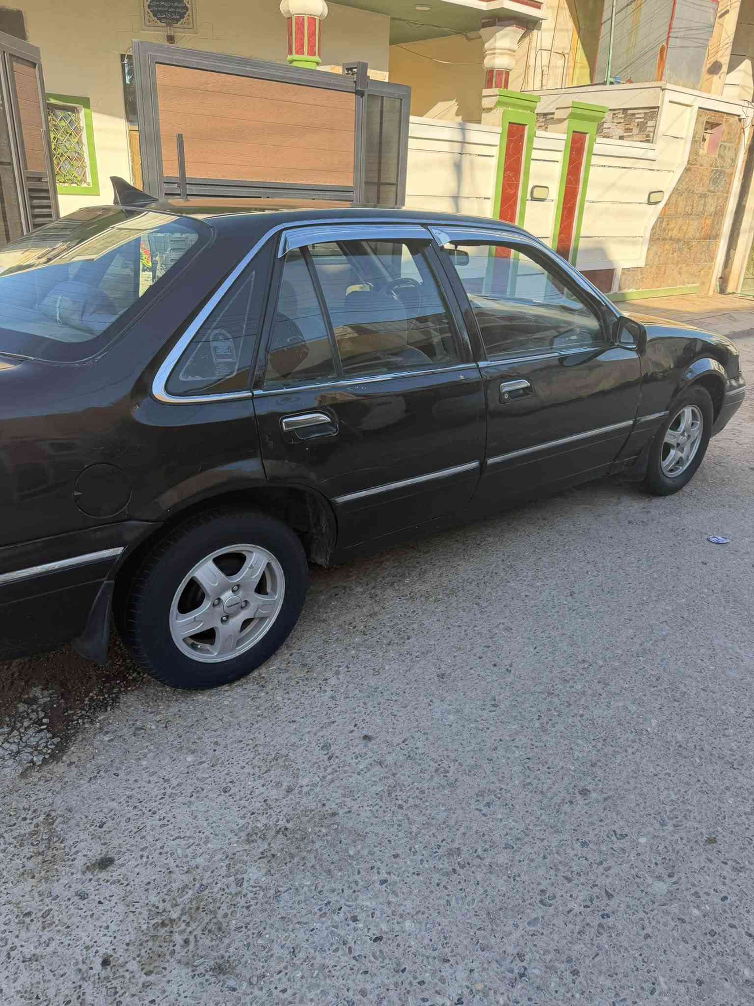 للبيع دايو برنس فراشه جاهزه من كلشي
موديل 1997سنويه 2028جاهزه كير محرك تحويل مباشر تريد وكاله السعر 26$وبيه مجال موقع السياره الرمادي الخمسه كيلو استفسار اتصل ***********

