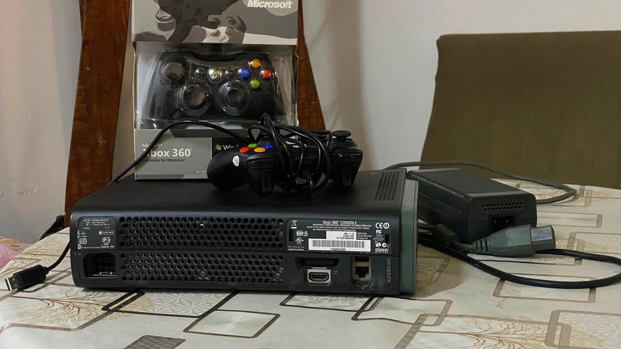 للبيع جهاز Xbox 360 Elite بحالة ممتازة جداً 🎮🔥

الذاكرة: 320 جيجابايت

الألعاب: محمل عليه أكثر من 80 لعبة من أقوى وأشهر الألعاب 🕹️

النظافة: الجهاز نظيف حيل وبحالة ممتازة بشرط الفحص والحرارة 💯

الملحقات: محول الكهرباء الأصلي + يادتين تحكم 

📍 المكان: الموصل
💰 السعر: [110,000}الف دينار

للتواصل ع رقم 

***********
