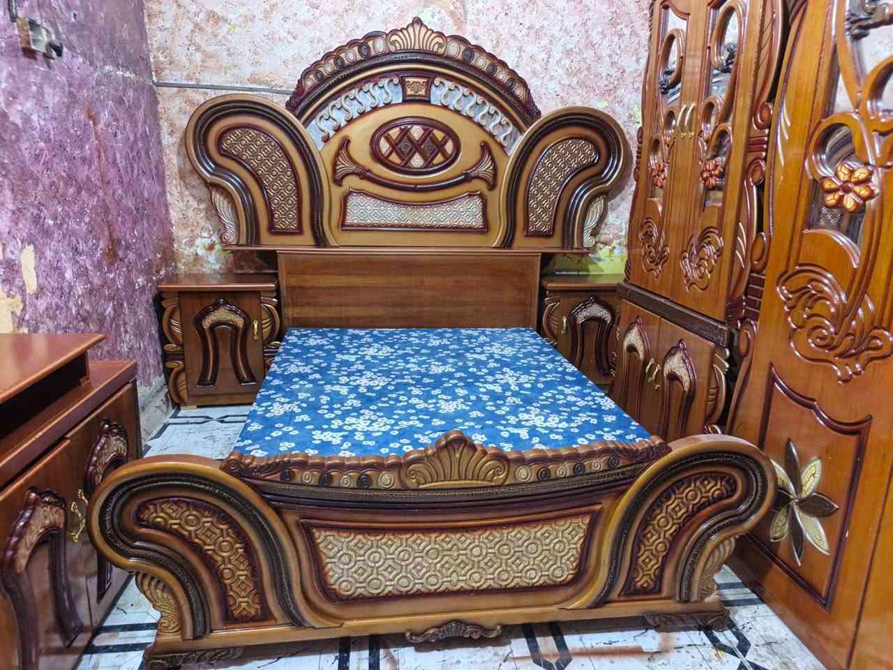 غرفة اخشاب ام السته نجاره جديده كلش السعر 650 مكان ناصريه ***********
