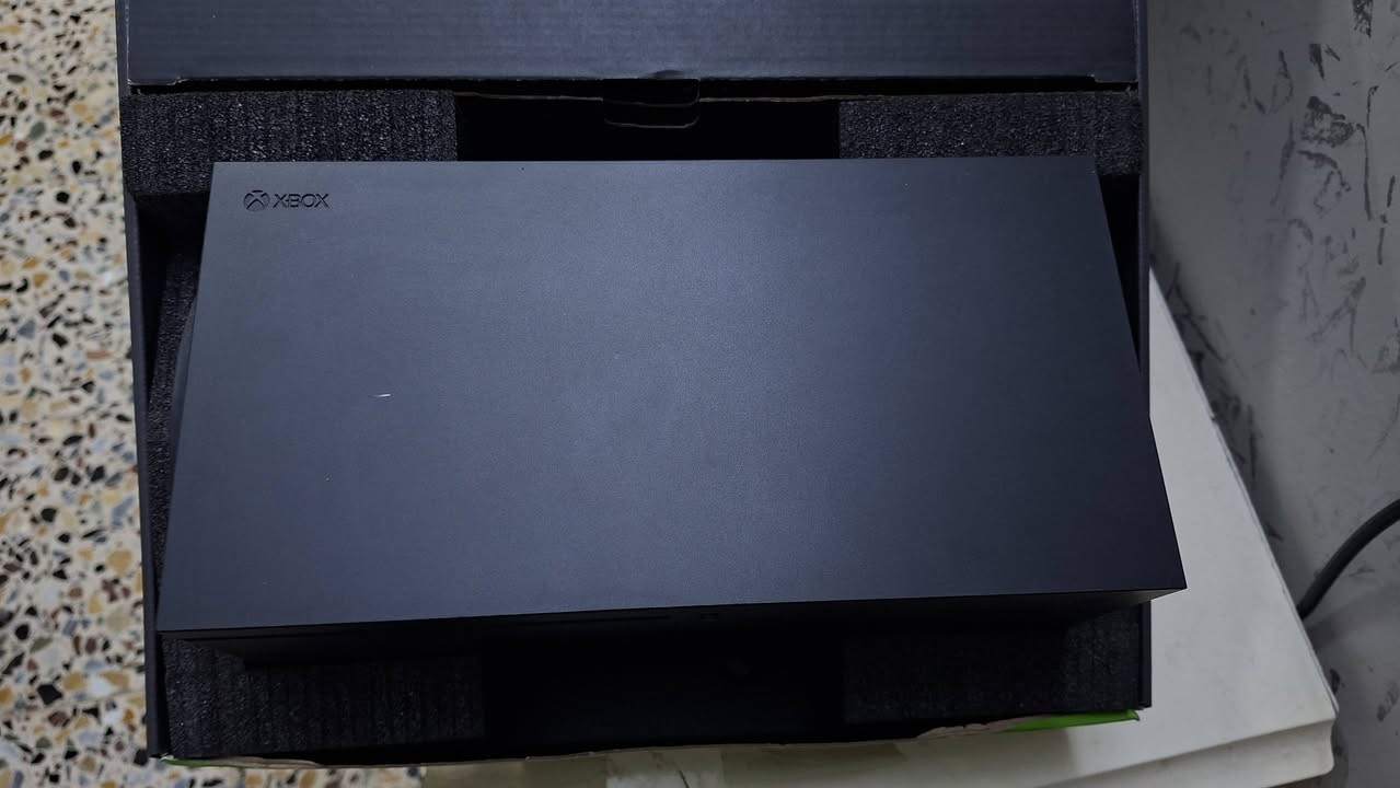 xboxسيريسx
بيع او مراوس وية سيريس s
2022
نضيف لا مفتوح ولا مصلح 🔥
بل حقيقة احلا من صورة 
جوستك بلادية كير ايسر بي درفت بسيط من وصعدة فوك يتصلح ب 10الف
وجوستك كيم سير نضيفة استعمال 5مرات 
وحتة كيم باس موجود 
رايدهن شلع ب750 وبيهن مجال 
***********
بغداد حي كوفة
