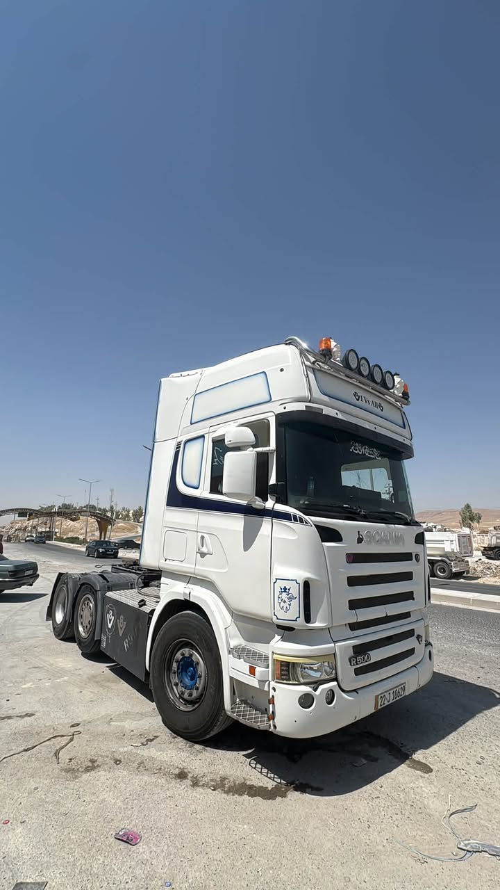 لبيع أسكانية مؤديل2006 سنگل امامي حجم معرك 500 گير  ٣+٣  عرةبانة ٣ دناگيل بلادي دةبل تاير بيها سفاع و تعلاوة رقم واتساپ ***********
