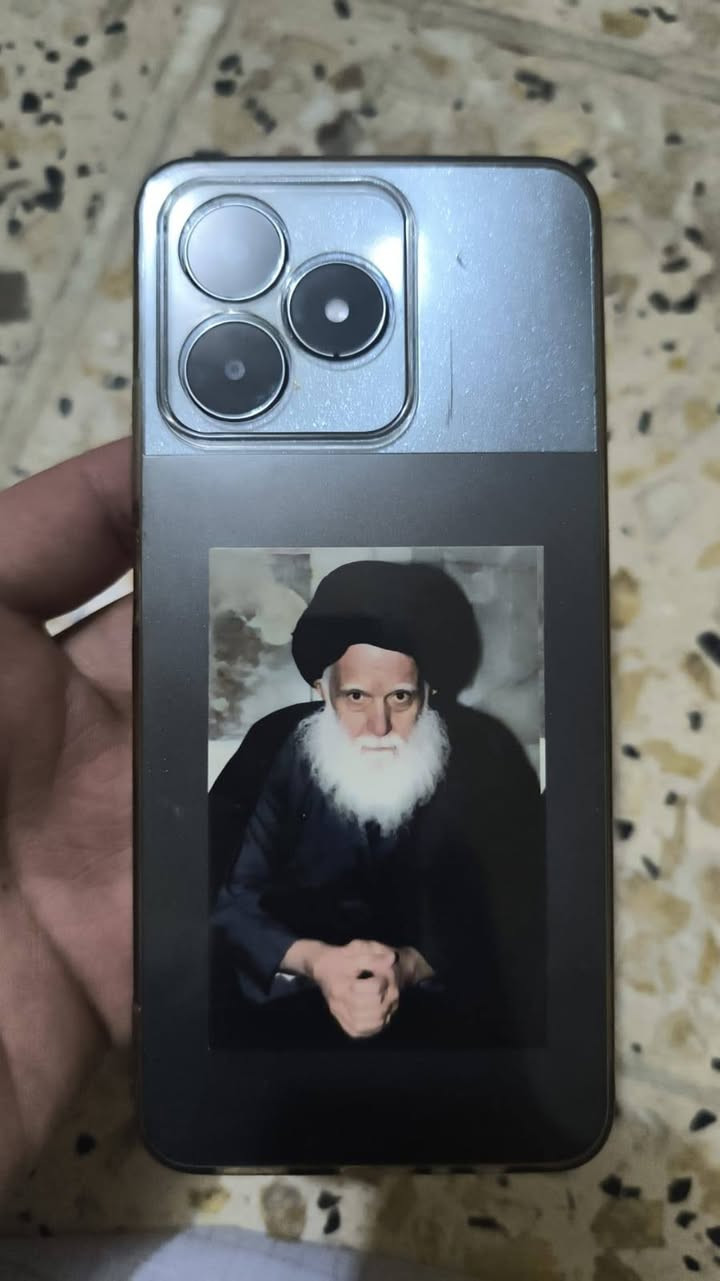 جهاز للبيع ريدمي نوت٥٠
ذاكره ٦٤
سعر ٨٠
مكاني كربلاء
***********

نص مكتوب في الصور:
- ٢:٢١ realme UI Android 15 لمحة عن الهاتف اسم الجهاز realme Note 50 وحدة التخزين بالهاتف ٦٤ غ.ب / ٢٤ غ.ب الطراز RMX3834 المعالج ثماني النواة RAM ٣,٠ غ.ب + ٢,٠ غ.ب إصدار Android 15 الإصدار المعلومات القانونية الحالة