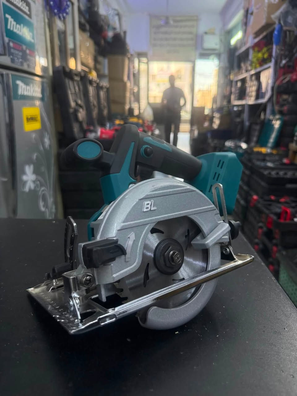 متوفر كل انواع العدد اليدوية
***********
