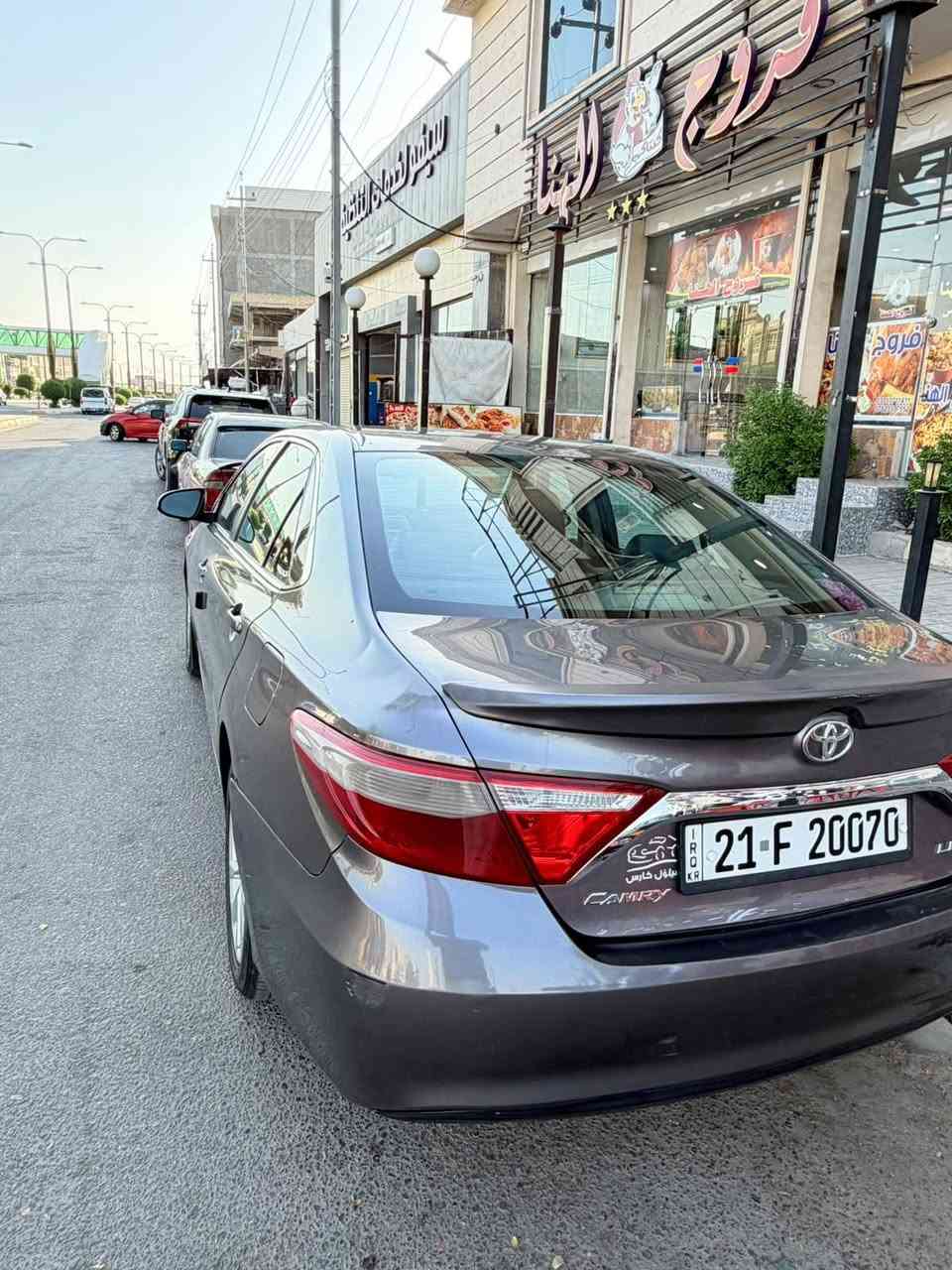 سلام عليكم كامري للبيع موديل ٢٠١٧ فئة LE ضررها جاملغ خلفي خلف السايق و قطعتين صبغ أبواب صبغ فقط!  للتواصل ***********
