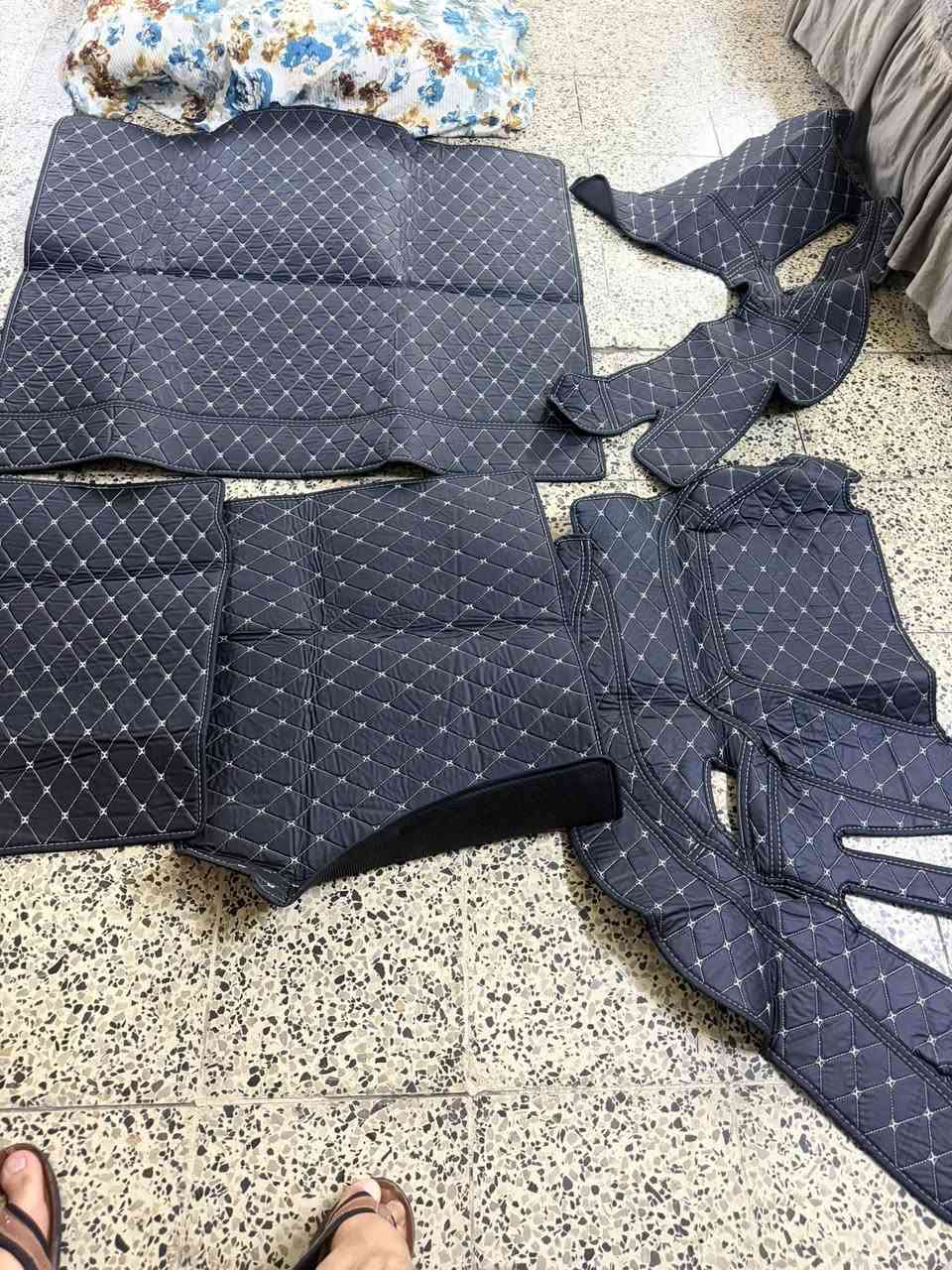 على اول تم القطعه 8

نص مكتوب في الصور:
- SIZE INFORMATION
- 30cm
- Expanded size
- 19.5cm
- 2cm
- 110cm
- 85cm
- 4cm
- 55cm
- Folded size
- 116*60
- 140*70