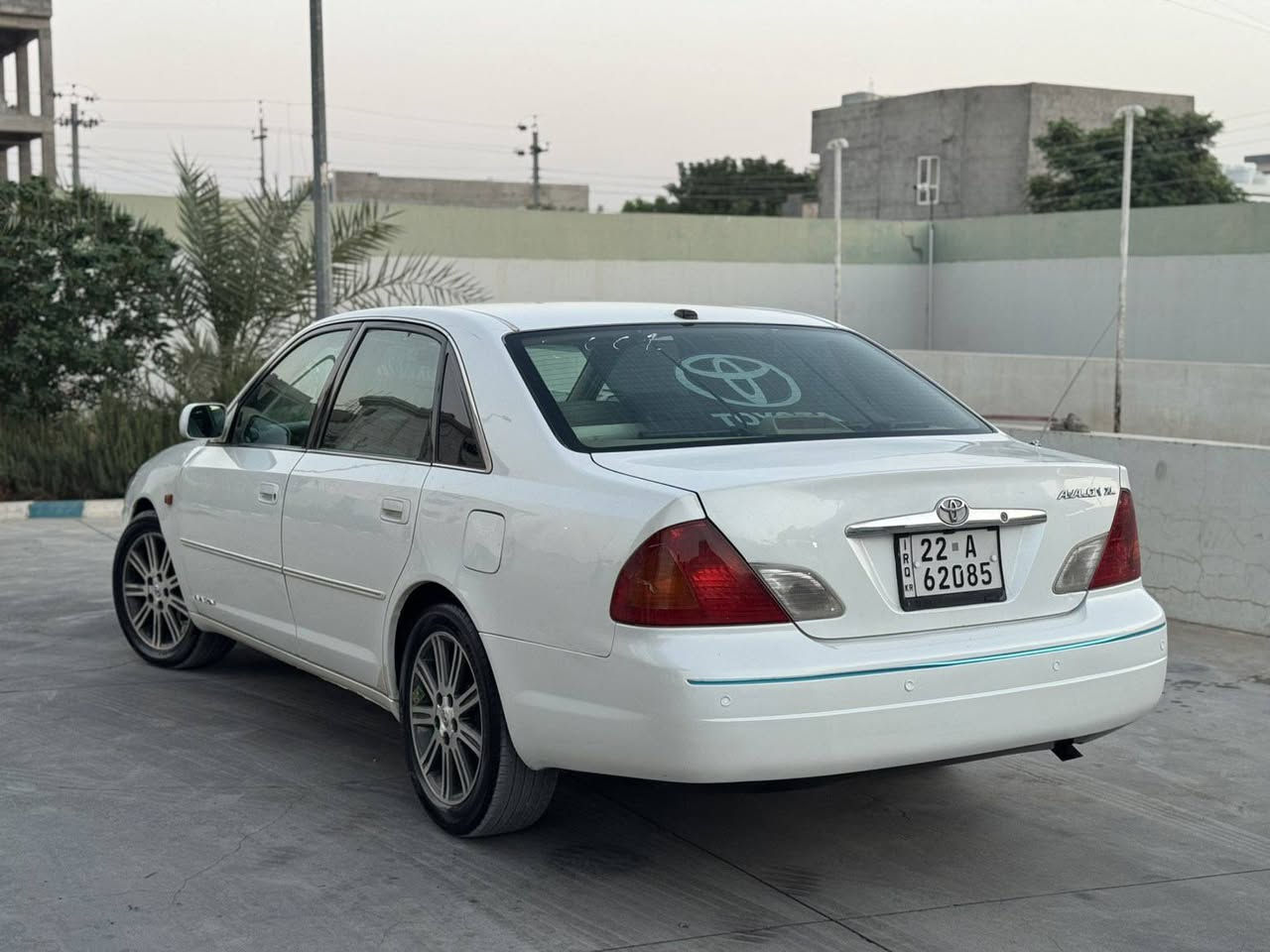 سلاموعيلكم ئةفلون موديل2000 خليجي رةقم سنةوي جديد لحد2030 صبخ ثلاث قطع نص سيارة گير محرك 
خير من الله تايرات جديد.سعر 82بي مجال
***********
