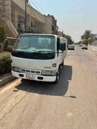 براد للبيع تويوتا موديل 2000 محرك كيا جديد سنويه ورقم جديده السعر50 ور...