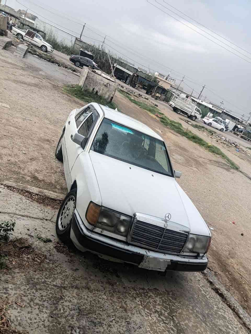 مارسيدس ١٩٨٨ • مكينة ٢٥٠ • رقم بغداد