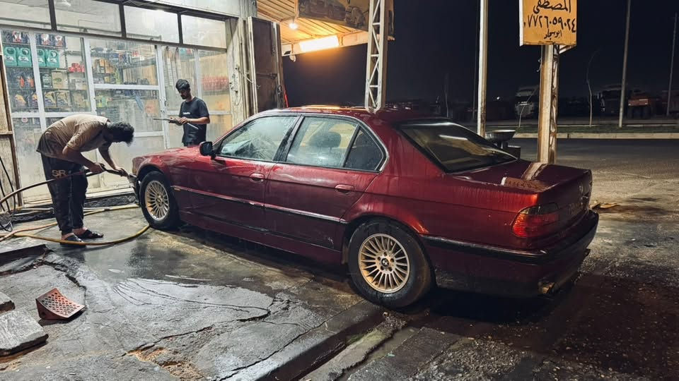 🔥 للبيع BMW 740 موديل 1995 محدثة 2000 🔥

🚘 ماروني | صبغ عام | بدون حادث

السيارة جاهزة وما بيها نقص، ومصروف عليها:

✅ محرك جديد
✅ كير عليه إدامة جديدة
✅ كبريسر جديد
✅ دينمو جديد
✅ كهربائيات جديدة
✅ غرفة نظافتها تقريباً 90%
✅ طخم تايرات جديد
✅ شاشة أندرويد + Apple CarPlay

💰 السعر: 83 ورقة وبيها مجال 

📍 مكان السيارة: ميسان
📄 الوكالة باسم ولد من بغداد
🔄 جاهزة للوكالة والمداور بأي وقت

📞 للاستفسار :
***********
