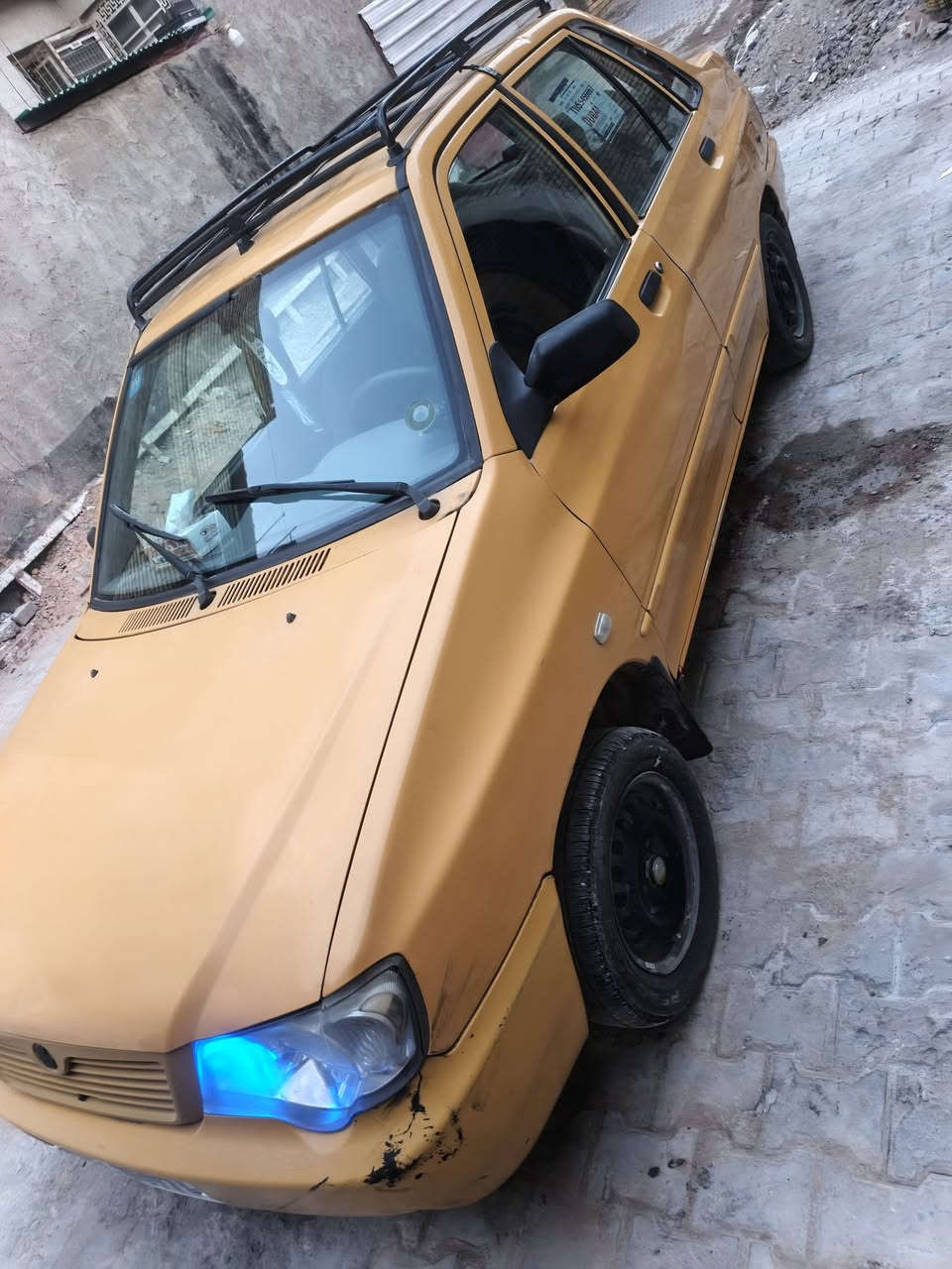 سلام عليكم سايبه للبيع مديل ٢٠١٣  السعر ٣٦ بيه مجال رقم الهاتف   (***********)
