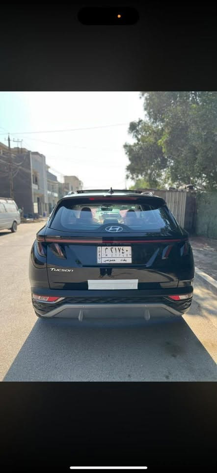 النوع :هونداي توسان (خليجي )
الموديل :2023
عداد :39 الف حقيقي 
الرقم :بغداد ب اسمي الجديد 
المواصفات vip
محرك :2000 دوش 
بنوراما 
بصمه ابواب 
بصمه 
كشنات تبريد 
كراسي كهرباء 
أناره ليد خلفي امامي 
حساسات امامي خلفي 
اشاير مري + مري شفط 
شاشه دجتل 
بردات خلفيه
واتساب ***********
