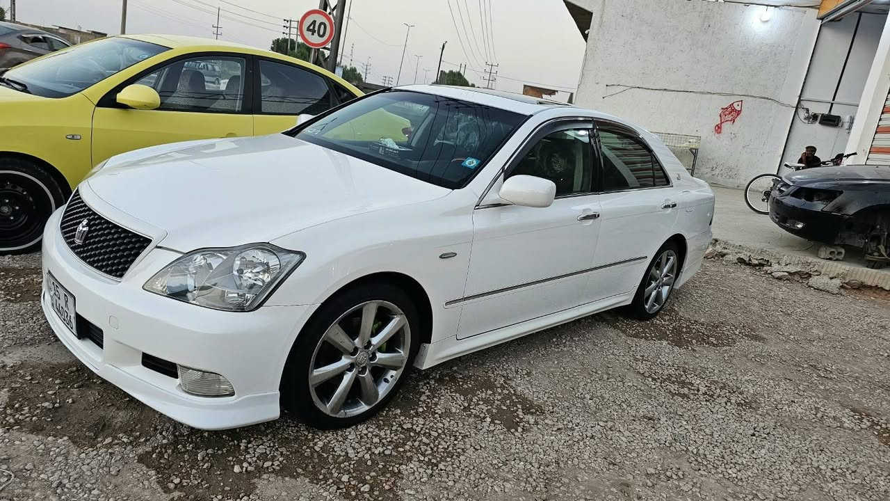 سلام عليكم شاهينه للبيع قرار ١٠٢ تسجيل جديد ستوه سجلت زيرو السياره ماماشيه
١تلث دكم اصل
٢شاصي 82 المرغوب
٣فتحة سقف
٤بجم ٢٠٠٧                  لسعر160  وبيه مجال بصيط 
٥لايت دوار خمس قطع
٦بك لايت ابو عيون
٧كشنات كهرباء
٨ كامره خلفيه دواره
٩ ستيرن كهرباء
١٠ لكزوز رياضي اصل
١١ المكان نجف كوفه رقم الهاتف ***********
١٢ لسعرررر 160 وبيه مجال بصيط
***********
