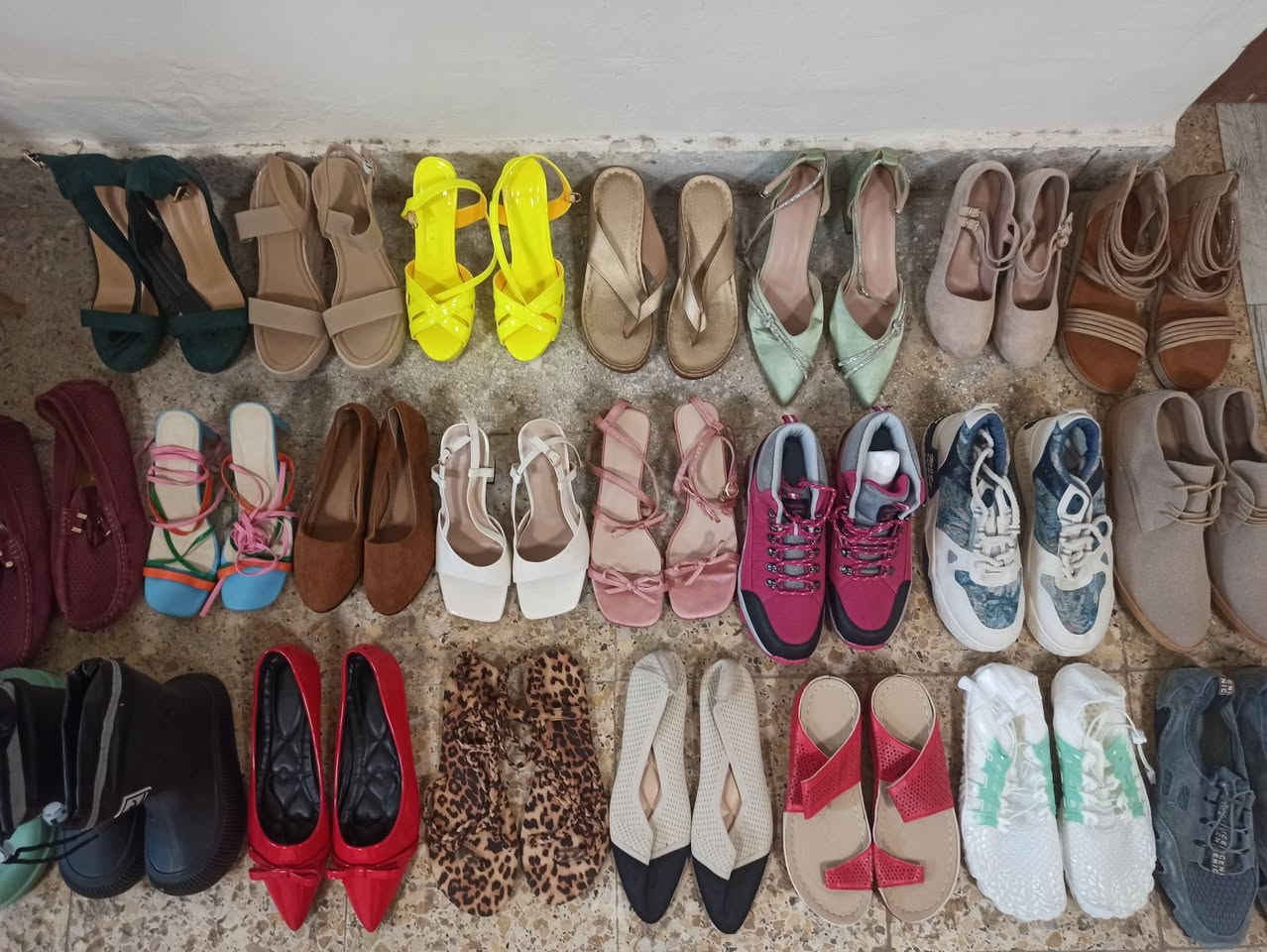 50 الف واصل لباب البيت
