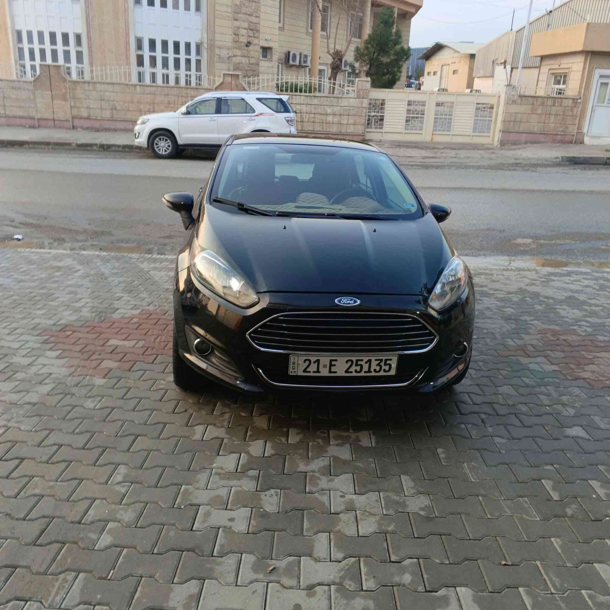 فورد فيستا ٢٠١٩
رقم سليمانية 
وارد أمريكى بدون أي حادث أرباكات كلهه سليمه 
داخل ٧ ألوان 
سنوية جديدة رقم جديد هزة جديد
أطارات جديدة 
كير محرك خير من الله 
***********
***********
السعر٨٢٠٠$
.................................................................
فؤردى فيستا ٢٠١٩
ژماره سليمانى 
ئه مريكى بى ليدان كلينه 
سه نه وى و ره قه مى نوييه 
٤ تايه ى لؤكى له ژيره
ناو ٧ ره نگ
***********
***********
نرخ ۸۲۰۰$
