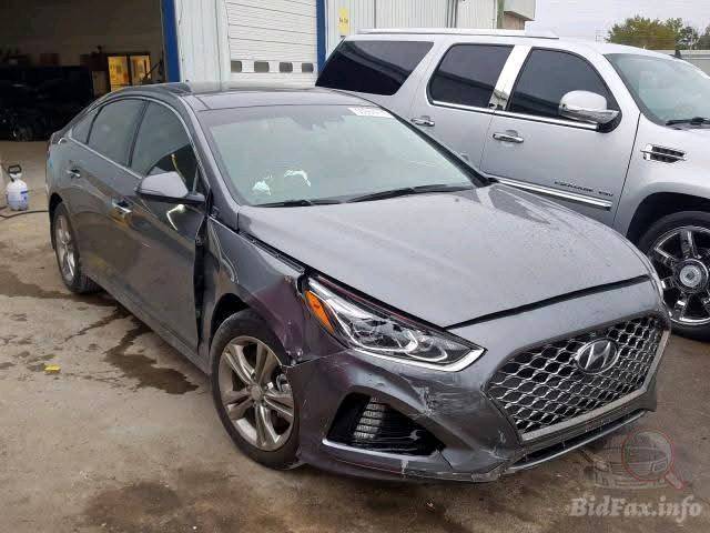 سوناتا 2019 وارد امريكي Limited فول مواصفات 1/1
ماشيه 69000 الف ميل  
السياره ليبل واحد
محرك 2400 gdi استخدام شخصي 
لايت داينمك متحرك مع الستيرن 
بانورما 
كشنات جلد 
كشن كهرباء 
درايف مود 
تدفئه وتبريد كشنات
تبريد قطعتين
هيتر ستيرن 
اوتو هولد 
ذاكره خزن كشن 
سايد بريك كهرباء
تحديد مسار 
نقك عمياء 
رادار 
وباقي مواصفات السوناتا المعروفه 
رقم بغداد 
حادث موضح بالصور سطحي جدا 
وبالعراق نشخط الباب وصار كلير على كده 

كير ومحرك مكفول
بردات خلفيه 
تحكم ستيرن كامل 
سياره مال جناي 

السعر 13800$ وبيها مجال 
مكاني بغداد رقمي ***********