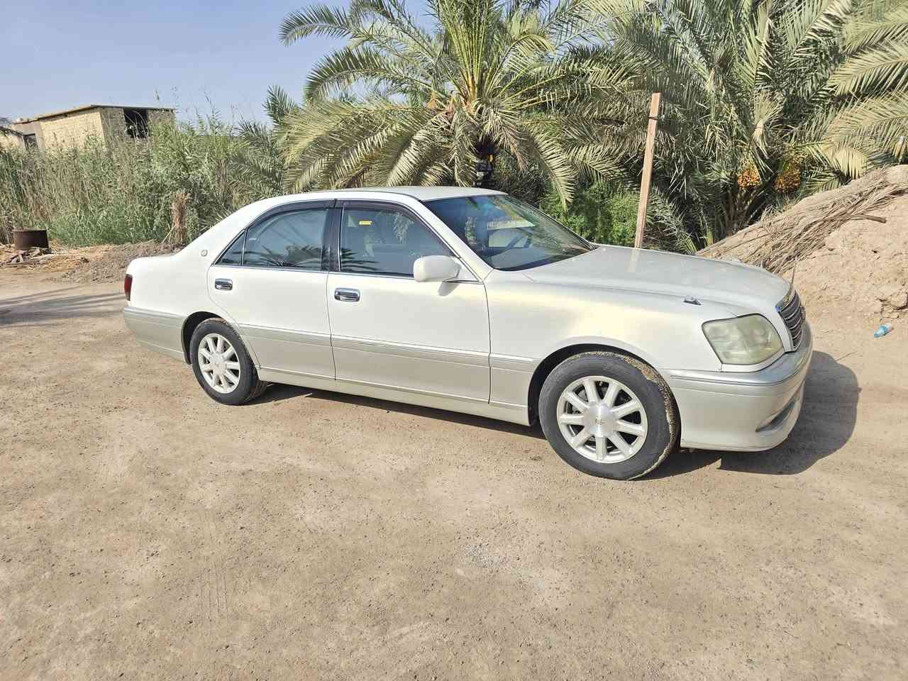 السلام عليكم ملكه للبيع مديل 2002 محرك ديفور الكبير 3 دكم السياره حلوه وجاهزه للاستفسار ***********
