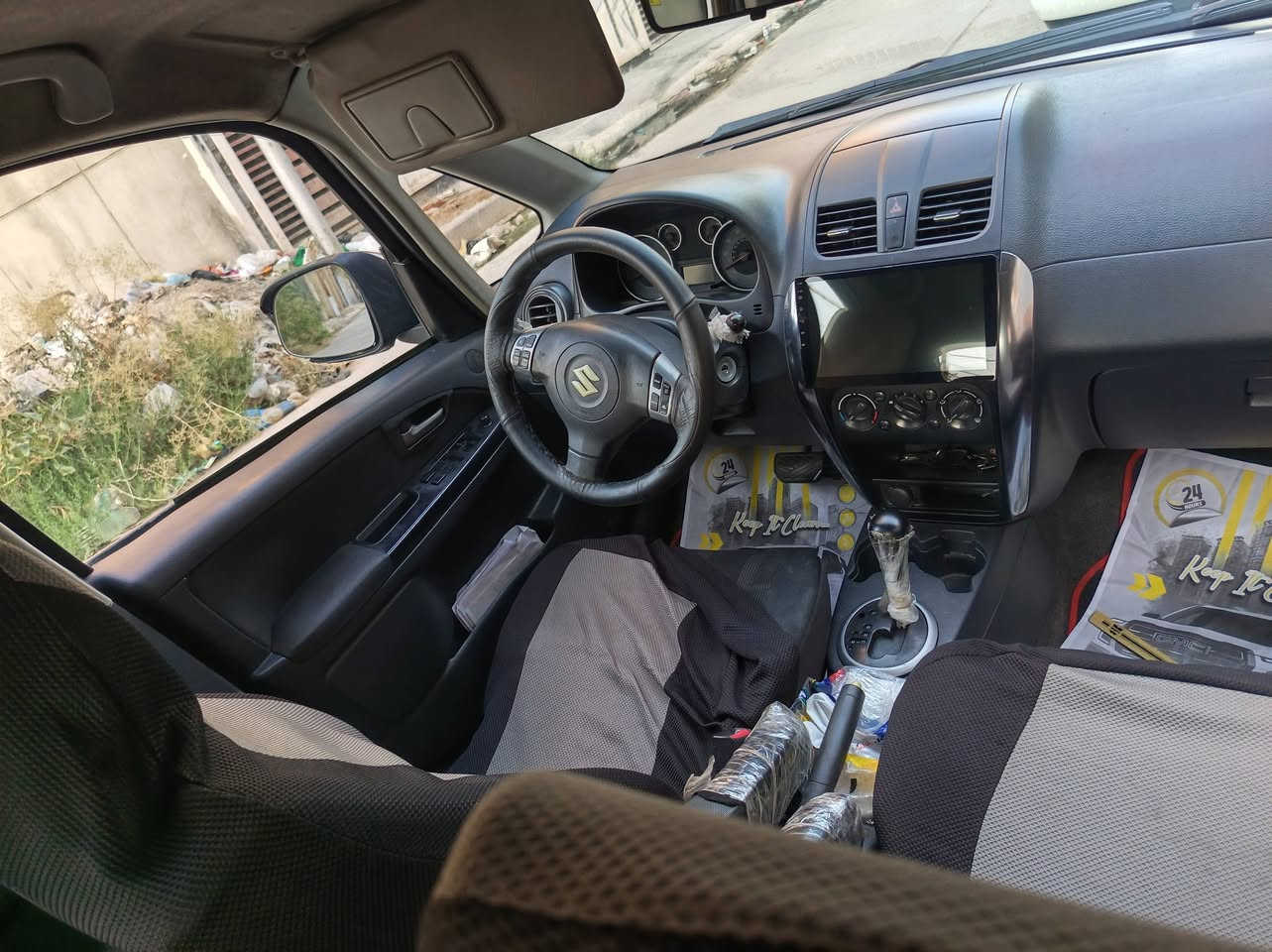 سوزوكي sx4 2012 محرك 2000 هزه وسنوية جديدة ٢٠٢٦ قطعتين
مكان السيارة موصل  السعر 58 $ للتواصل
***********
