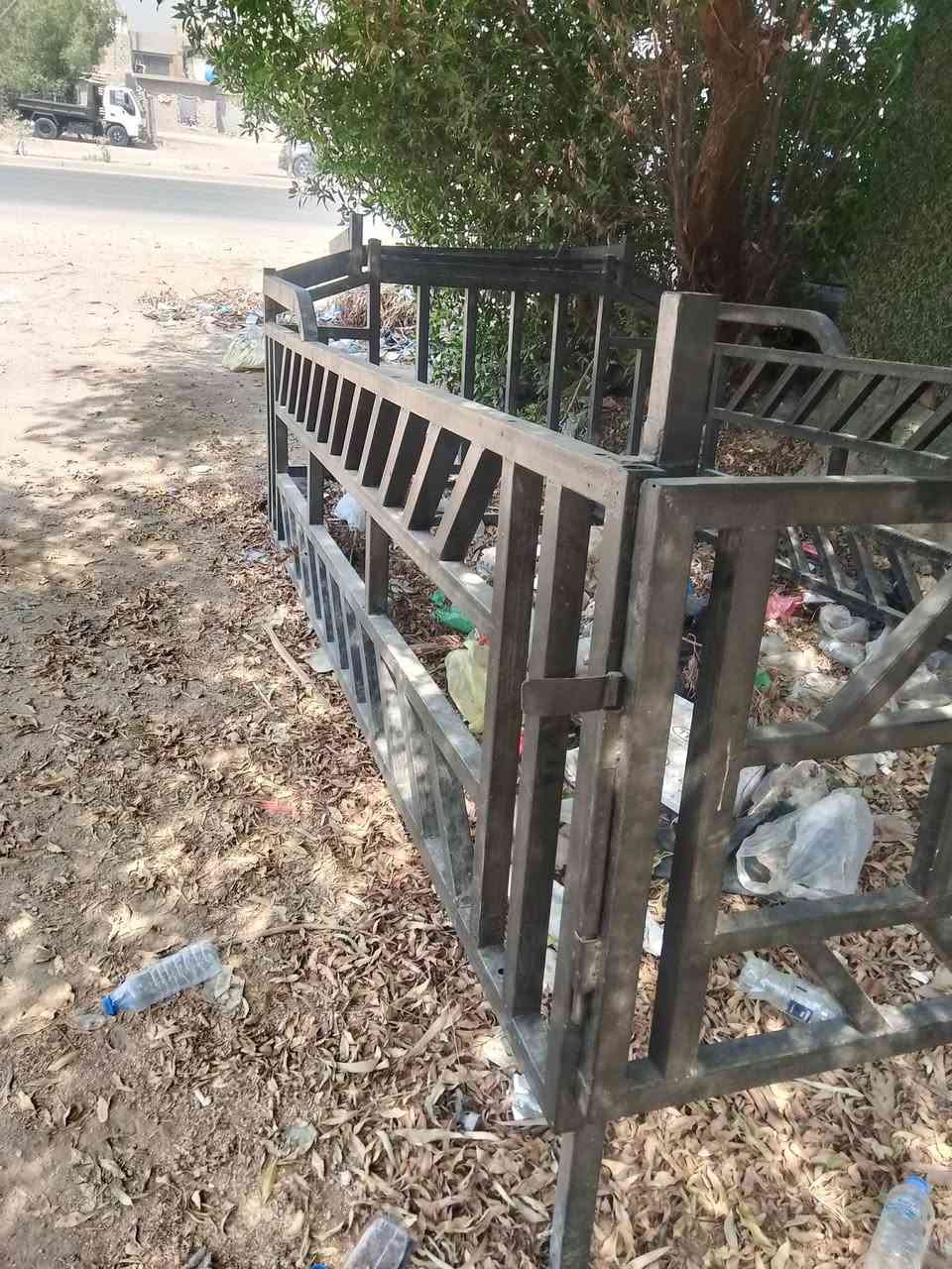 السلام عليكم عندي هذا المحجر 7جنكال عارضة للبيع مكاني بغداد حي التراث ***********
السعر 250بي مجال بسيط
