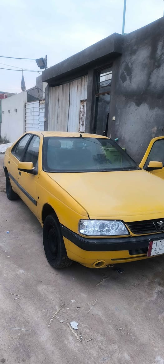بيجو 405 • رقم بصره • عليه غرامات