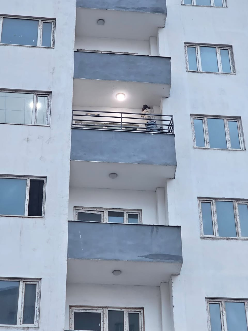 حدادة متنقلة • بغداد • تركيب ساندويج