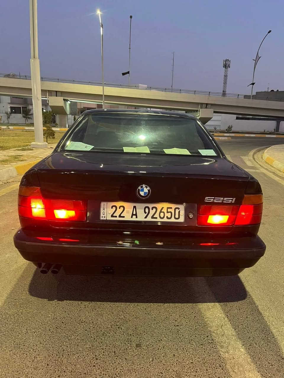موديل 93 السيارة شوفة عينك مال جناي 

مكينة فانوس والكير خير من الله شلعة ومعدل شرط كل جطل ما بيها تبريد ثلج قطعتين دواخل جلد ومواصفات ال500 معروفه بعد ما حاجة تفاصيل اكثر ، السيارة ما مصبوغة بلاد
السيارة باسمي شرط التحويل سنوية لل2030
المكان ميسان العمارة باجر متواجد ابغداد 
للاستفسار اكثر ***********
السعر المطلوب 68$
