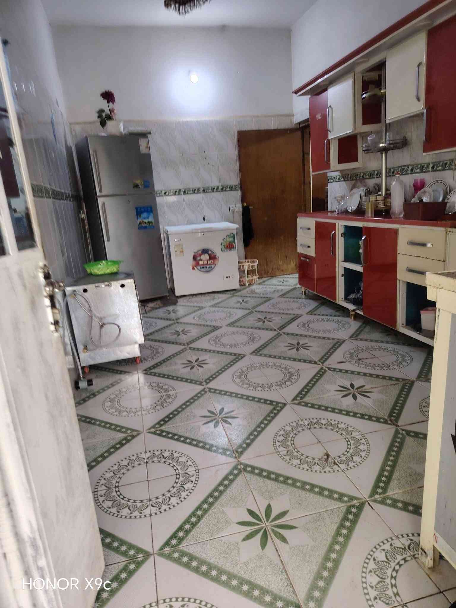 الفيلق • ٣٥٠م • حوش ٣ سيارات