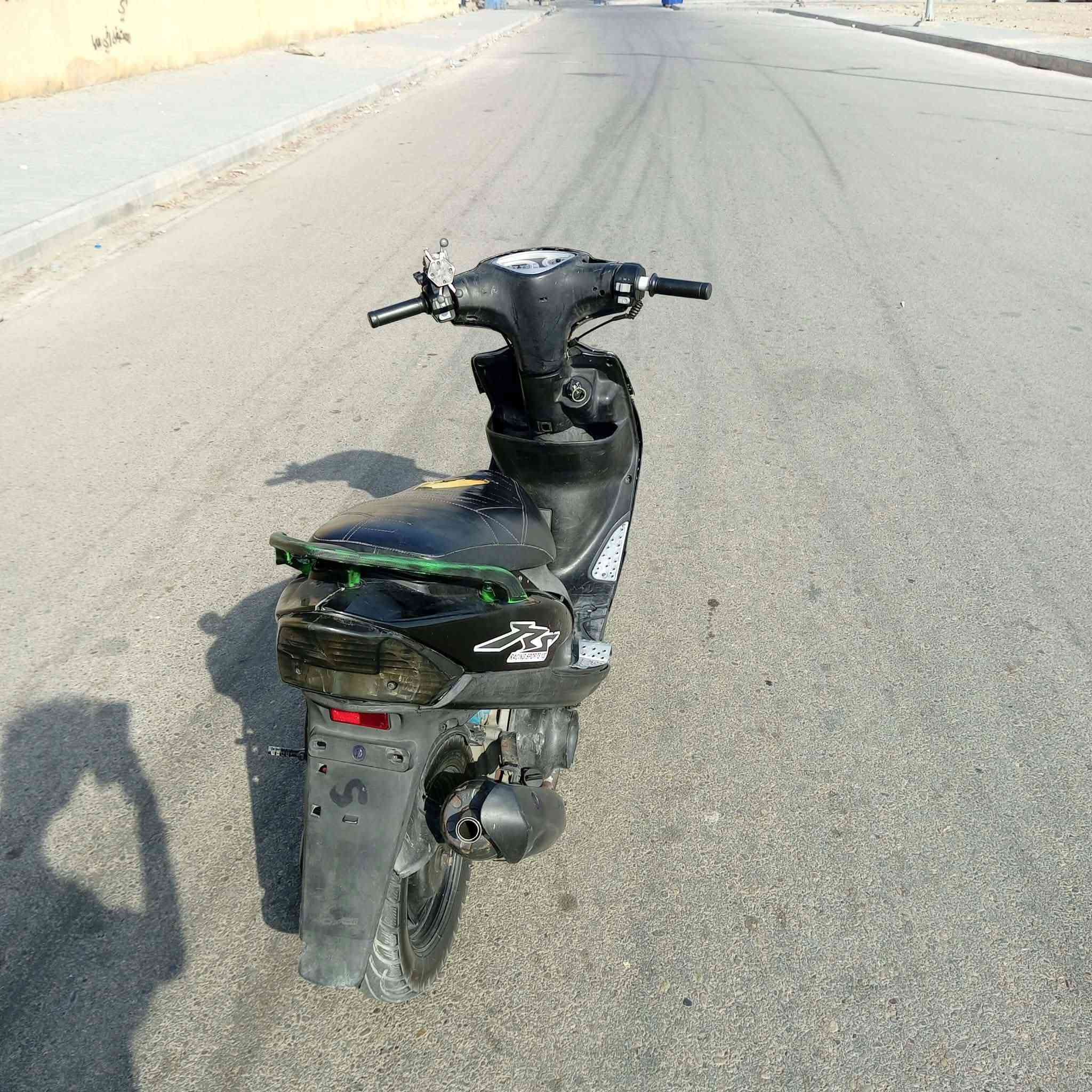 للبيع  49 السعر 400 وبيها مجال العنوان كوت ***********

