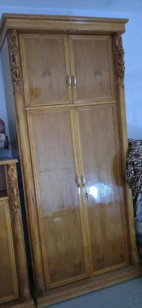 غرفة اخشاب للبيع صاج عراقي الي يريد يشتري يتصل على الرقم التالي ***********
