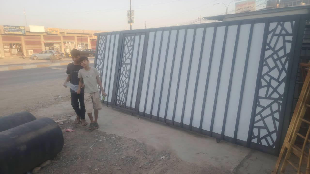 بسم الله الرحمن الرحیم وعلى بركت الله اتحدى واحد يبيع بسعري اكبر واحدث واحد بهذه الابواب   والتوصيل مجاني ضمن الشركاط الاسعار ٣٥٠ الف احسن واحد وارخص واحد ٢٠٠.الف؛؛؛ ***********؛؛ *********** ابو نعمه الخلوي رمش فقط والباقي على

نص مكتوب في الصور:
- HONOR X9b
- 108MP Ultra-Sensing Camera
- O HONOR X9b