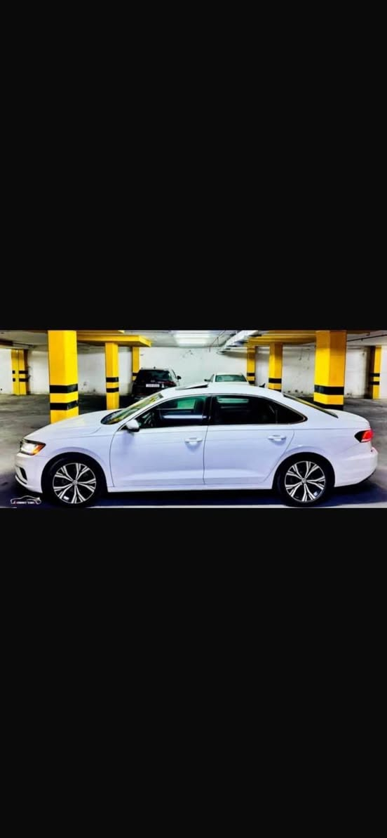 PASSAT 2022 SE 🚘
للبيع / فولكس واكن باسات SE 
موديـل/ 2022 دخول جديد مرقمة اربيل كاملة من الرقم والهزة والبراد 
الـضرر/ صبغ نصف جاملغ خلفي طرف سائق 
بدون ايرباك 

المحـرك / 4 سلندر 2.0 توربـو  

مواصفـات :
بصمة تشغيل مع ابواب 
كشنات جلد تدفئة 
ويل حجم 18 
رادار جانبي 
تشغيل عن البعد 
شاشة كبيرة 
داخل اسود 
كاميرا خلفية 
دخول ذكي 
لايت امامي LED 
بك لايت LED 
سلايت 
Car Play 

1VWSA7A35NC005978

▪️مكان السيارة كركوك

*********** كركوك, العراق
