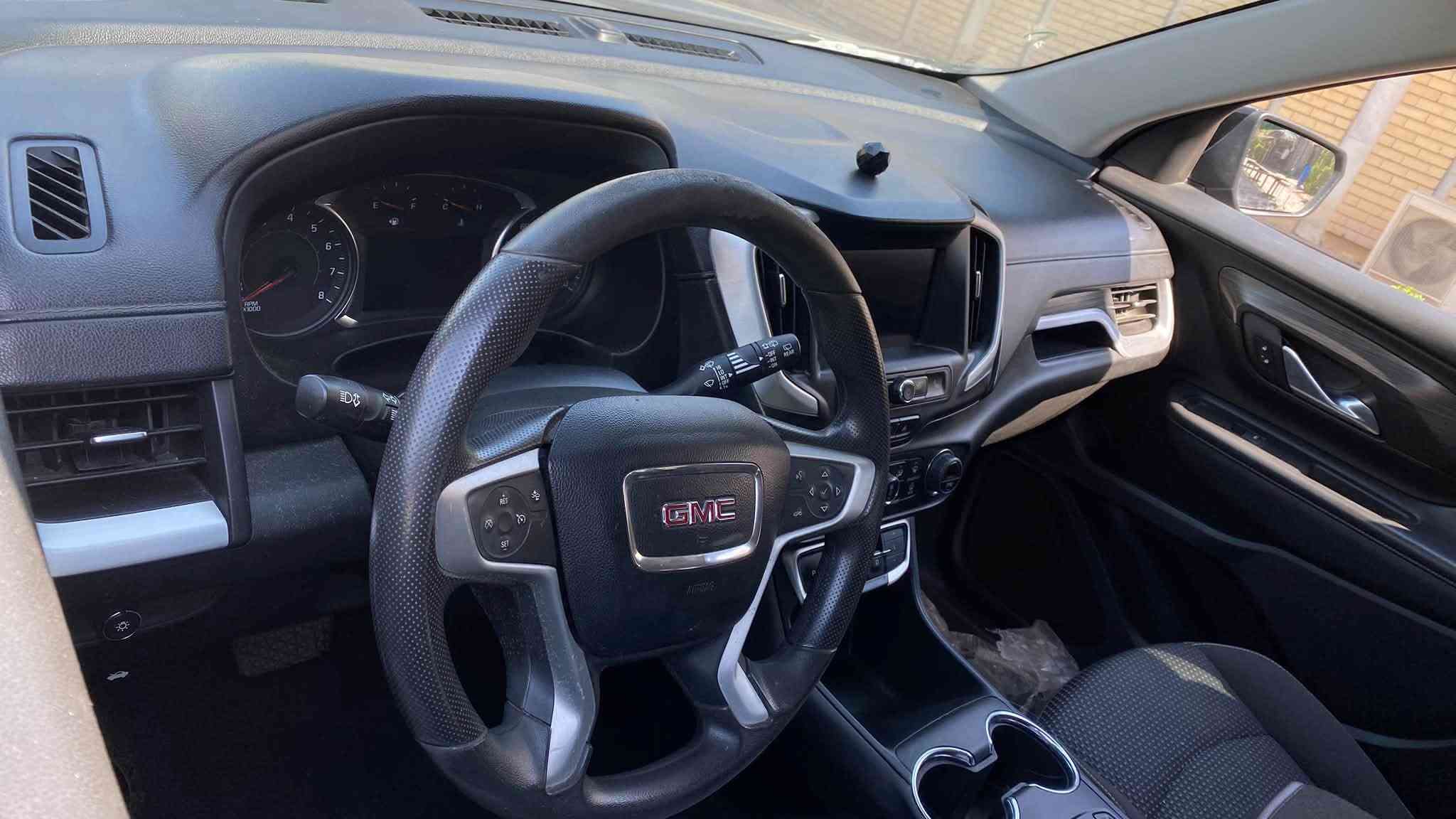 يا الله
*جمسي تيران*بلاك توب SLE  فور ويل*
 ماشية 33كيلو كير مكينة حدادية كلة جديد سعر قفل /  150 $ للاستفسار  ***********    مكانهه بصرة بدون رقم ومسجلة بلمرور  فحص موقت وكاملة ومدفوع كمركهه سونار   بيهه  وترهم مراوس بفورتي 23
