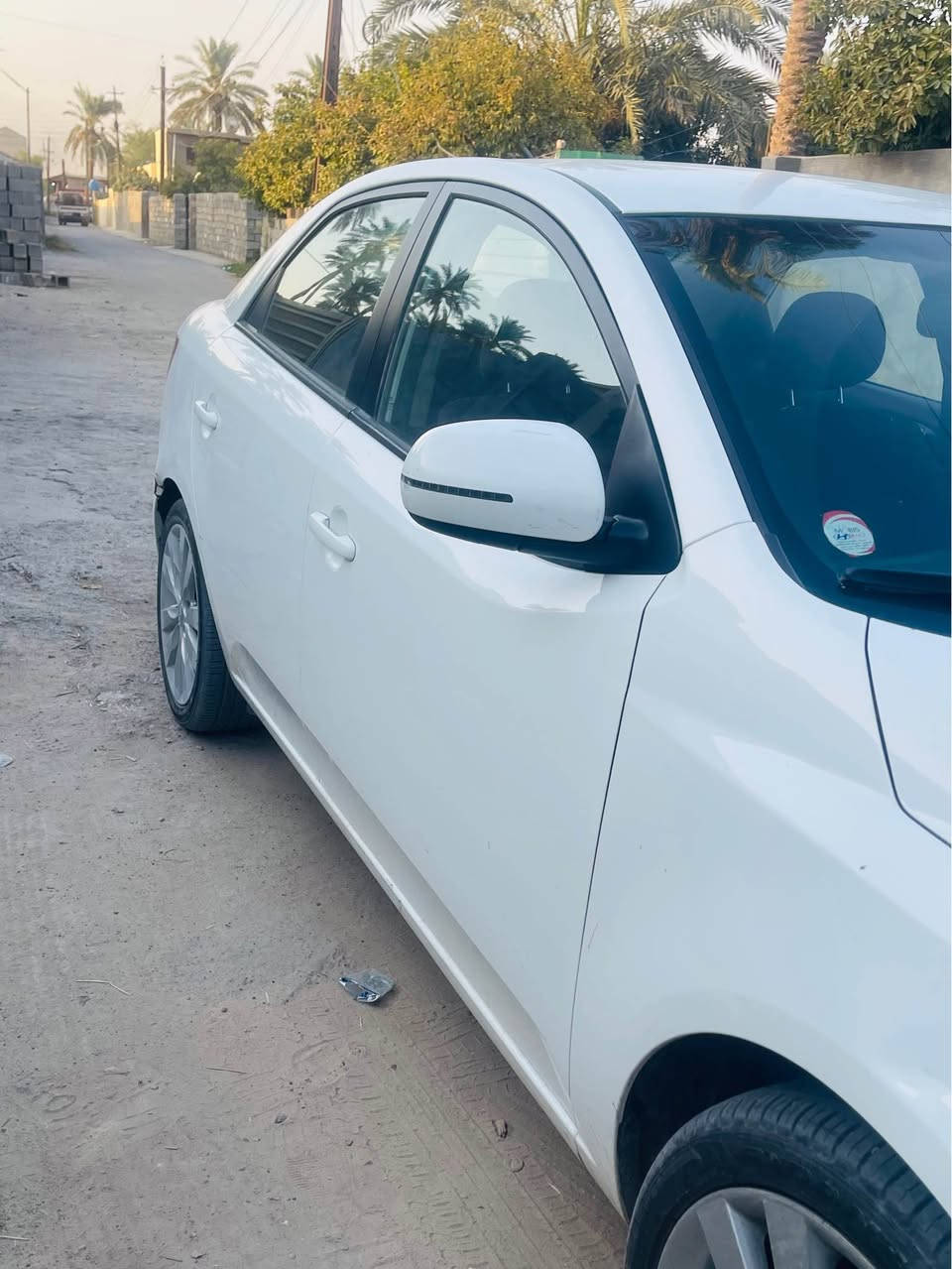 سلام عليكم سيراتو ٢٠١٣ خليجي محرك 1600كير محرك خير من الله تبريد كشر مكفول بيه طخات خفيفه شوفت العين تجي شوفه وتقتنع خير من الله سياره كاعده مرتبه  خير من الله سياره رقم أربيل سنويه بعد سنة وتسقط تاخذه تحويل مضمون ثاني يوم ب اسمنا سياره عنوانه بغداد الدورة البوعيثه 
*********** بغداد, العراق

