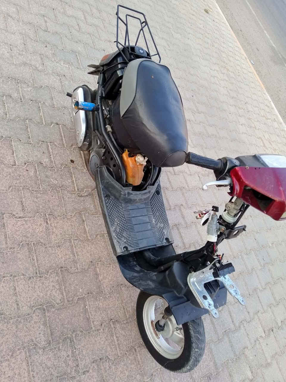 سلام عليكم يامها  كل عيب مابي كيج مال سرعه يشتغل مال بانزين يشتغل محرك ناعم نكرة هندر يشتغل كهربيات شغال سعر 180 بي مجال شي. قليل مكاني كركوك اسرة مفقودين
***********

