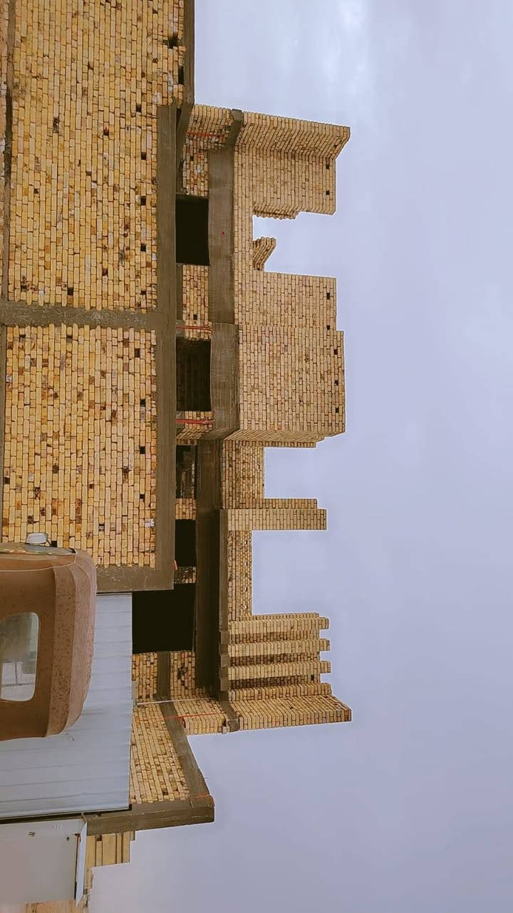 سلام عليكم ستاذي عندي كادر بناء درجه اوله عمل ركونه بناء مصاطر كبان وشاهود المونه جف قيم ولشغل مرتب كلش متعوب علي الكادر يتكون من خمس خلفات وعدنه مصداقيه بلعمل أهم شي    /***********
