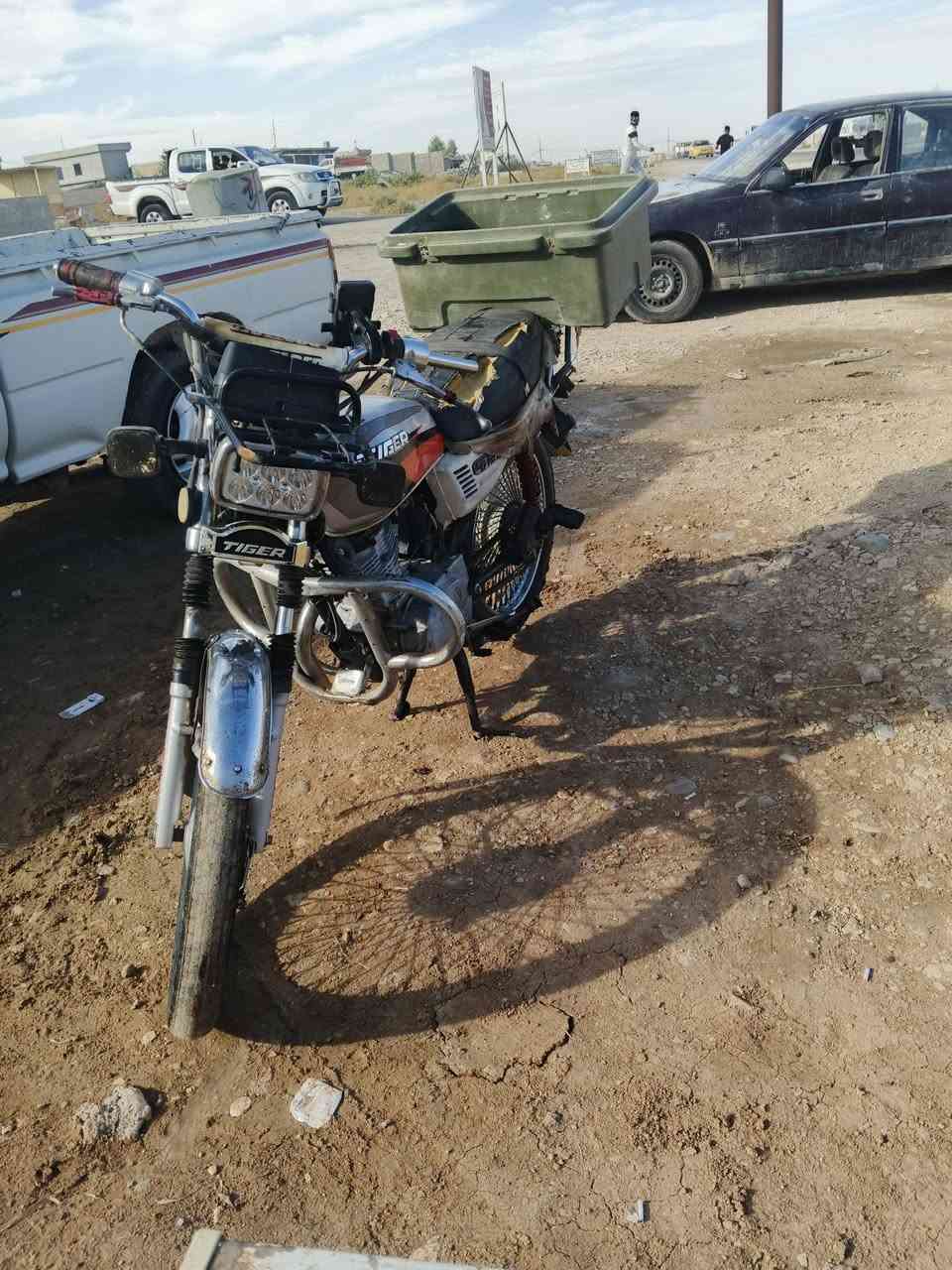 سلام وعليكم ماطور تايكر اللبيع موديل 
2019 وايرمنيه كلها شغاله سعرو 300
أو بيه مجال***********
