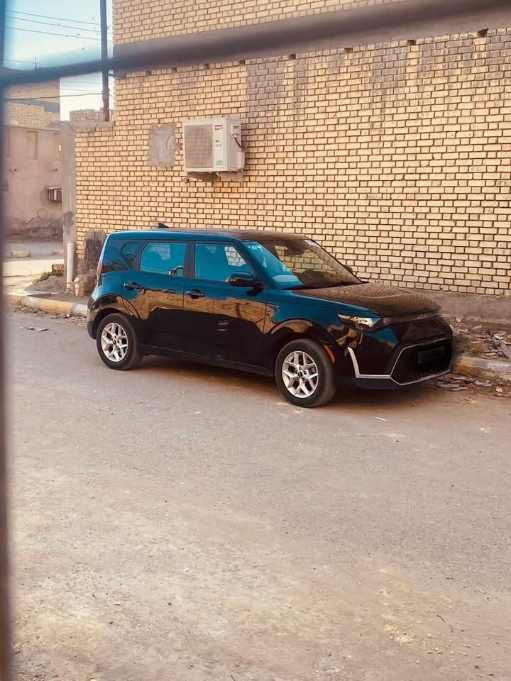 كيا صول وارد امريكي موديل 2023 محرك 2000 دوش ماشيه 70 الف موصفات السيارة نص فول وشاشه جبيرة رادارات امامي خلفي نظام سبورت توقف ذاتي تحديد مسار الرقم دولي الجديد موصفات كلش حلوه بيه 
السيارة حادثه تصليح جوملغ فقط بدون دواخل كفاله عامة من الصبغ والتبديل 
مكاني محافظه ذي قار الناصريه مركز 
السعر 145 و بيه مجال للشراي 
التواصل والاستفسار ***********
