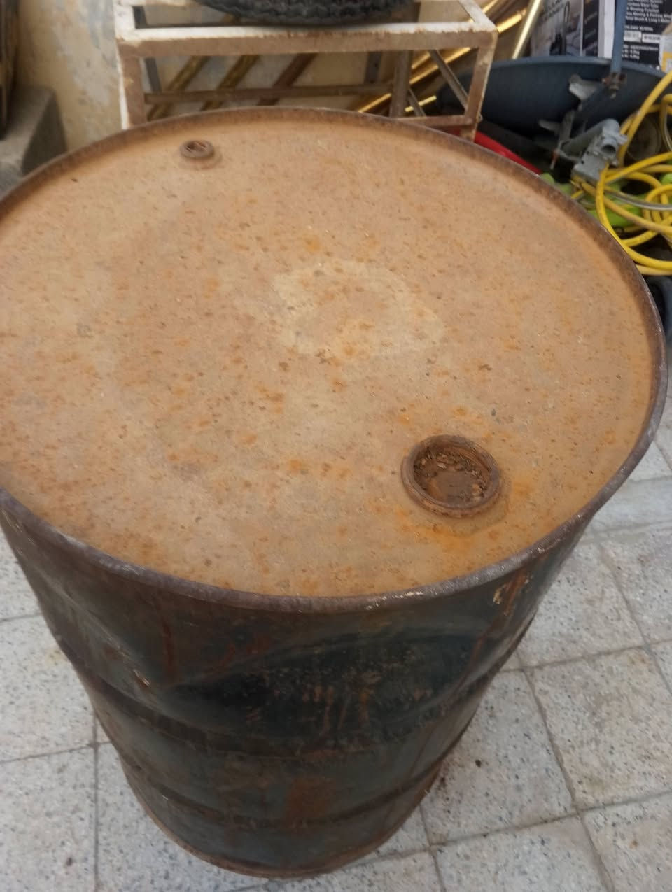 برميل نفط • بيه ربع