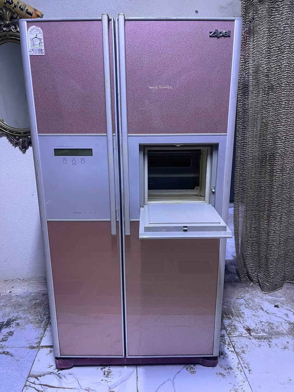 ثلاجه باله مال كويت شغاله نوعيتها زيبل العنوان  بصره جمعيات بشارع لميثاق ***********
