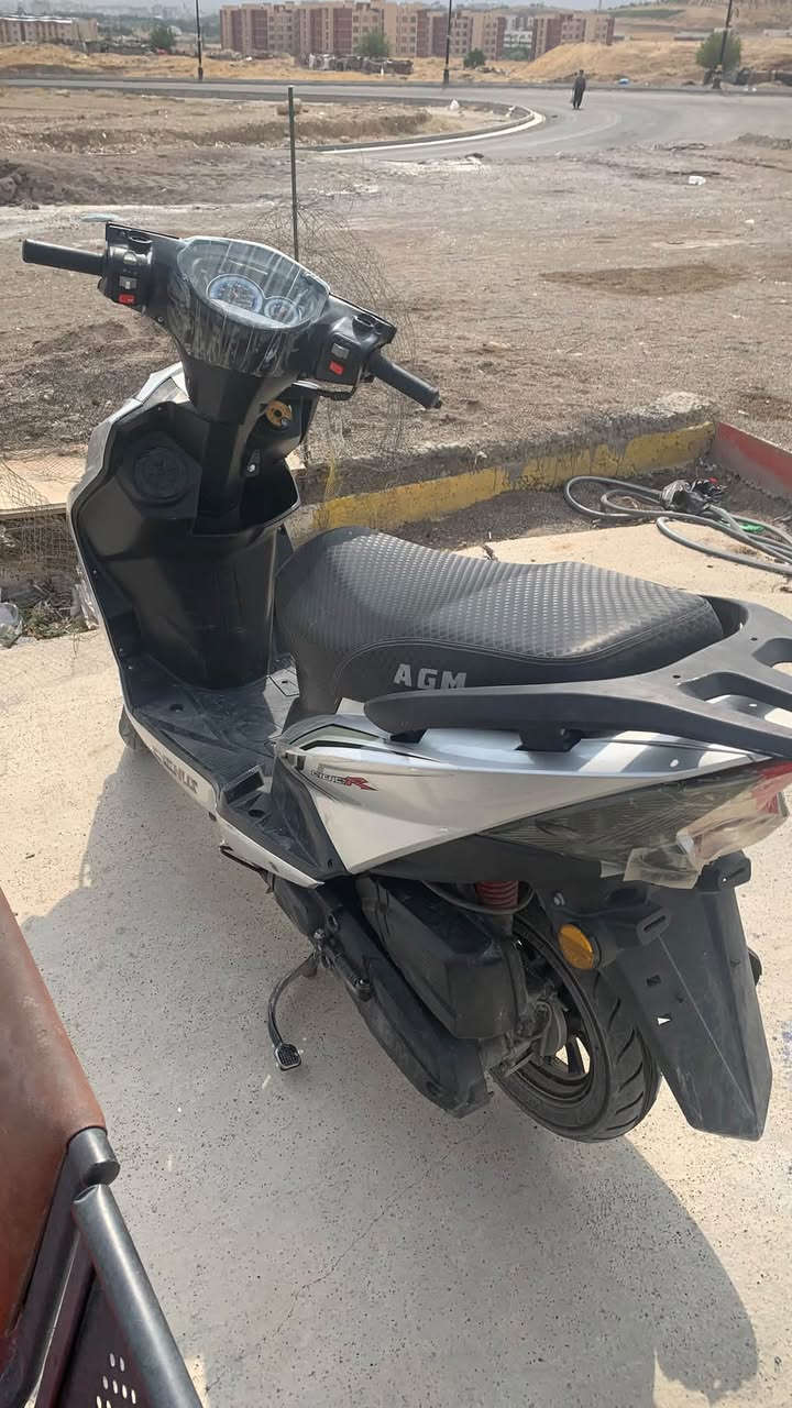 سكنس R • ٢٠٢٣ • كهربائيات