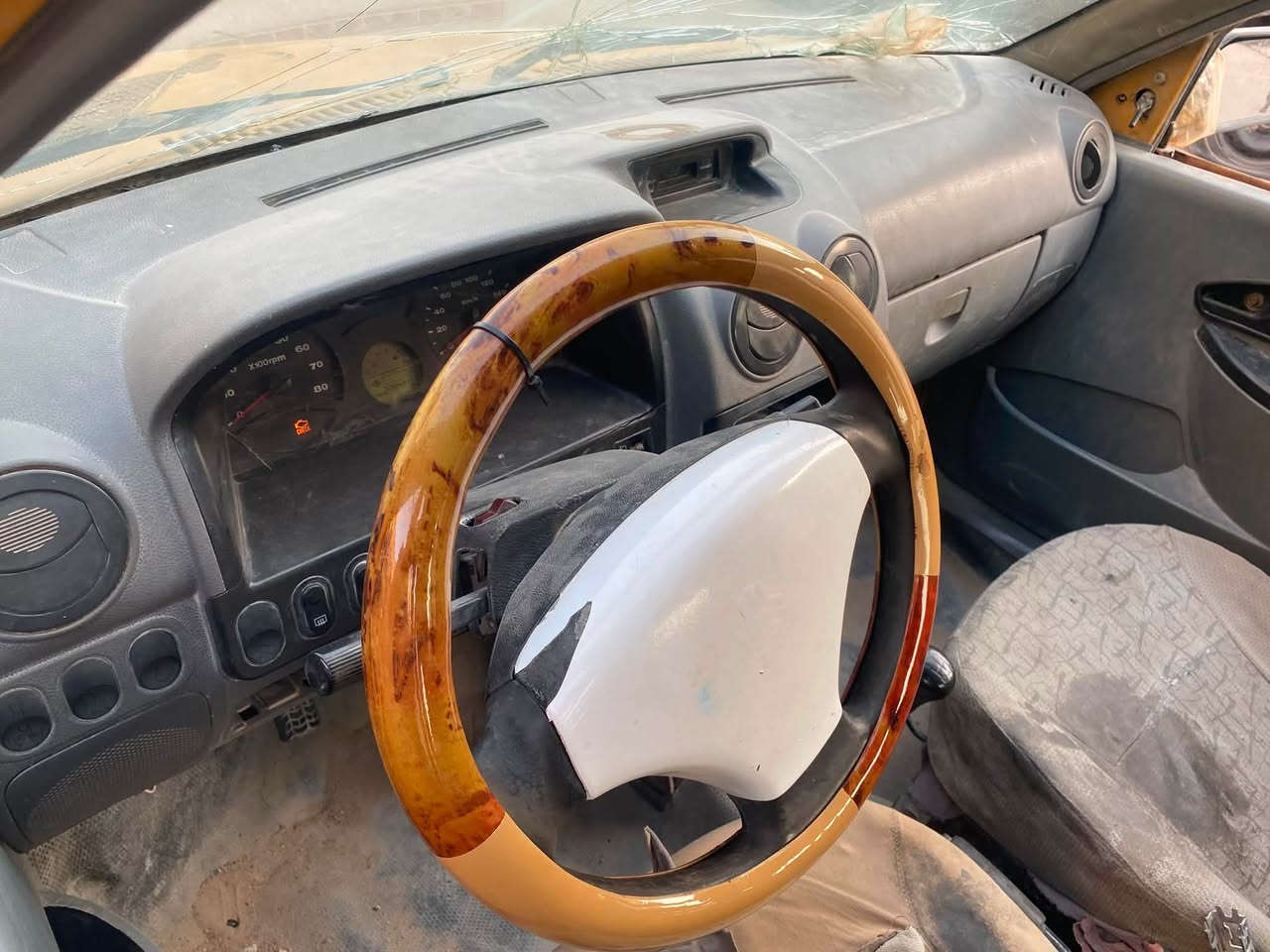 للبيع سايبة مديل ١١نفخ مكينة وكير جدد كهربائات كلهة شغالة بور مشط جديد كلج برك جاهزة ماواصل راعيهة مكاني النجف سعر ١٠ وبيهة مجال ***********
