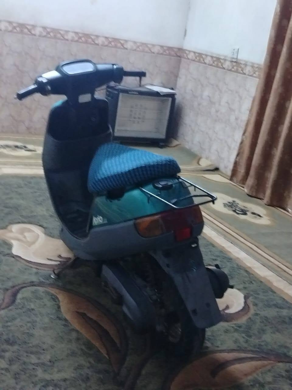 السلام عليكم دراجه زعره للبيع السعر ٣٠٠وبيه مجال المكان ديوانيه المركز الاتصال على الرقم واتساب ***********
